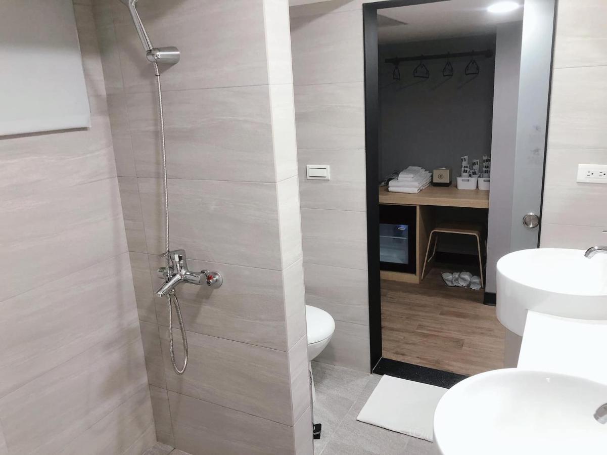 Cy Hotel Tajpej Kültér fotó