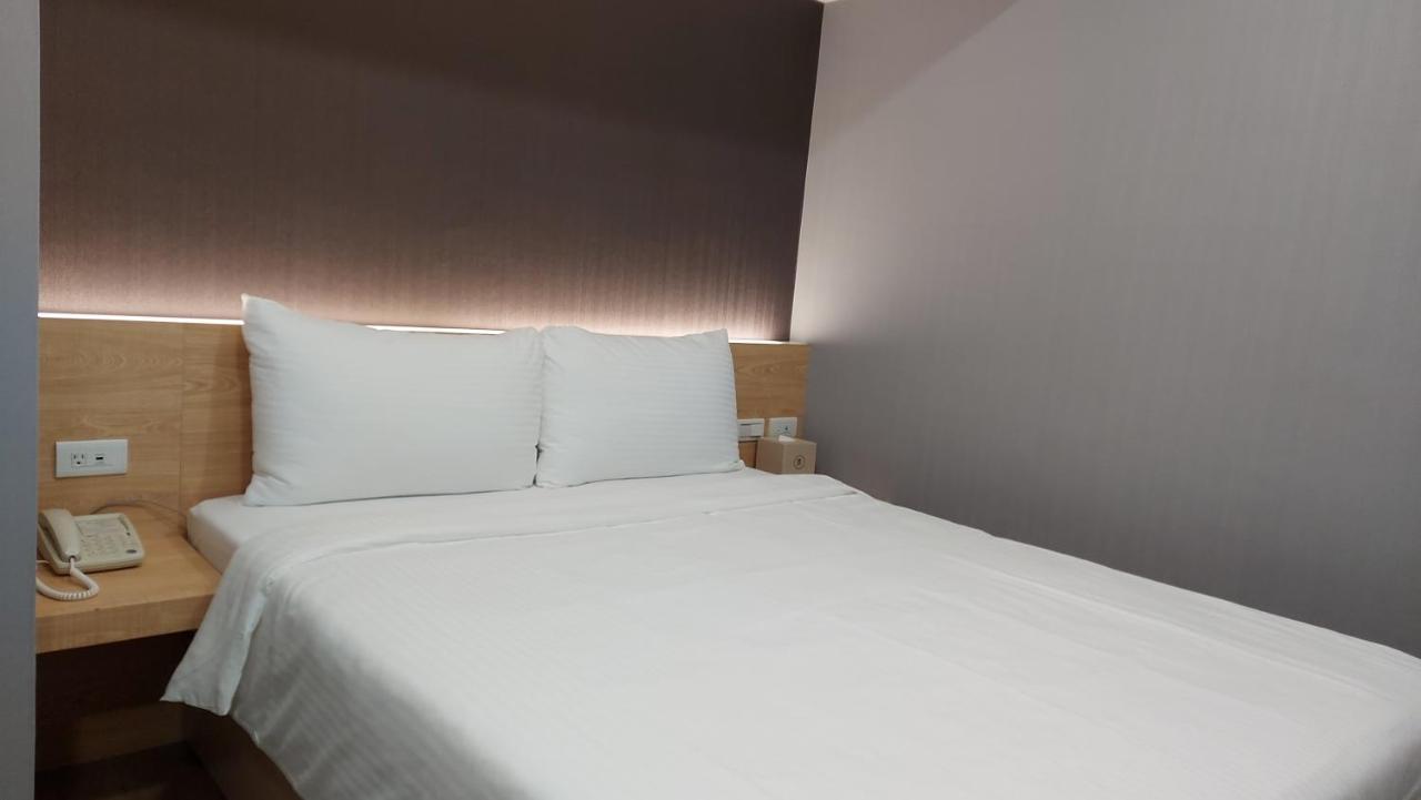 Cy Hotel Tajpej Kültér fotó